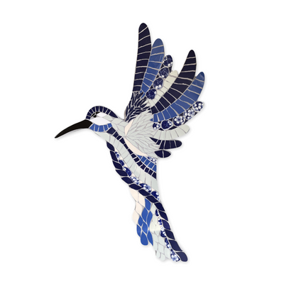 ציפור פורשת כנף כחול